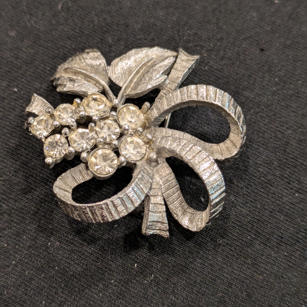 Vintage Silver Floral Bow Brooch with Rhinestones